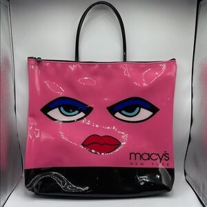 Macy’s Vintage Pink & Black Graphic Zip Tote Bag – Bold Artistic Print